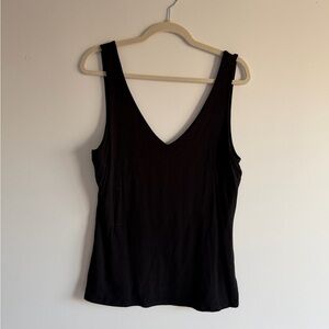 RW&CO Black V-Neck Tank Top Soft Stretch Basic Size L